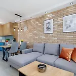 Seaside Platany Apartament Kołobrzeg