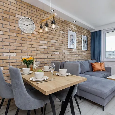 Seaside Platany Kolobrzeg-centrum Апартаменты *