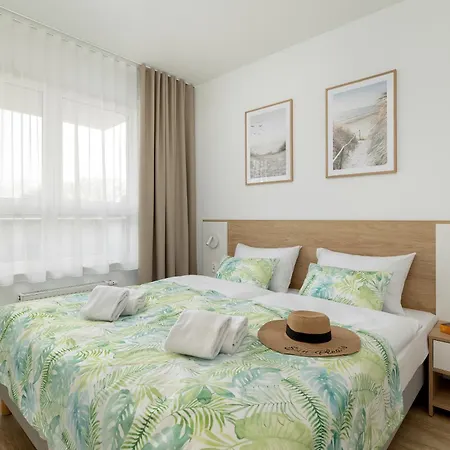 公寓 Seaside Platany Kolobrzeg-centrum 科沃布热格